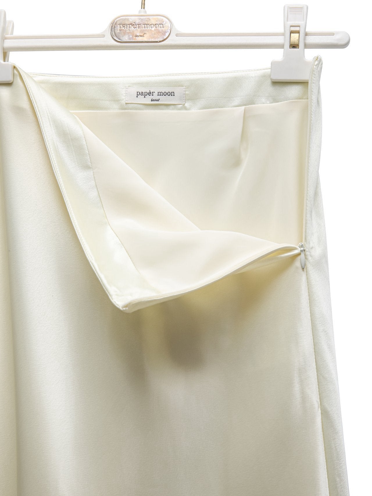 ALYA Satin Skirt - White - SUENE