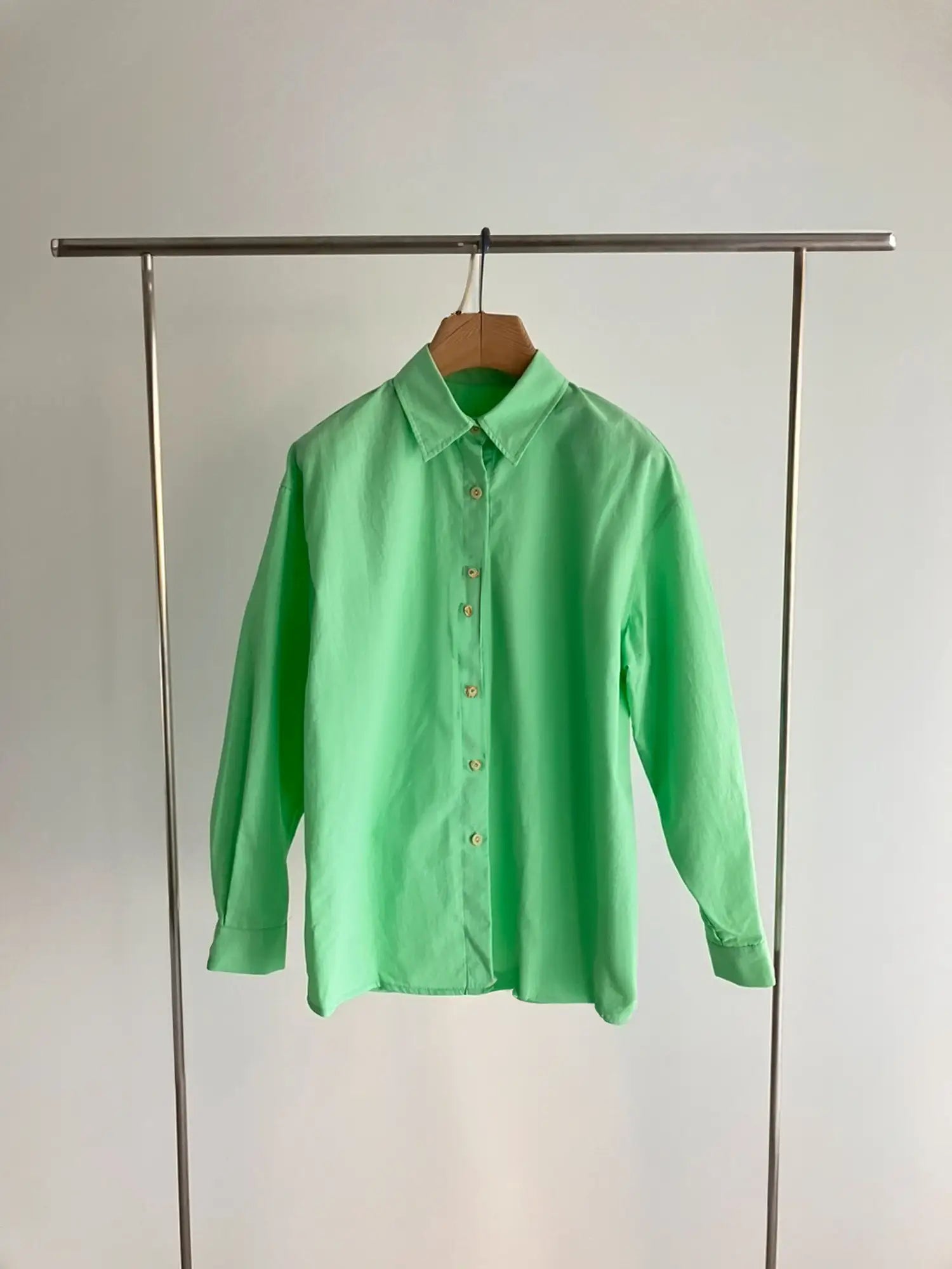 LADA Summer Shirt - Bright Green - SUENE