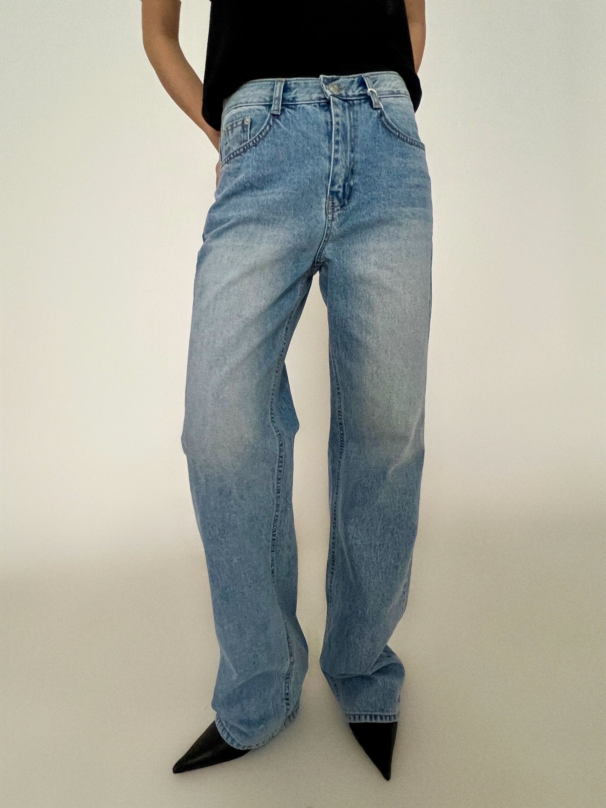 MILLIE Classic Denim Jeans - SUENE