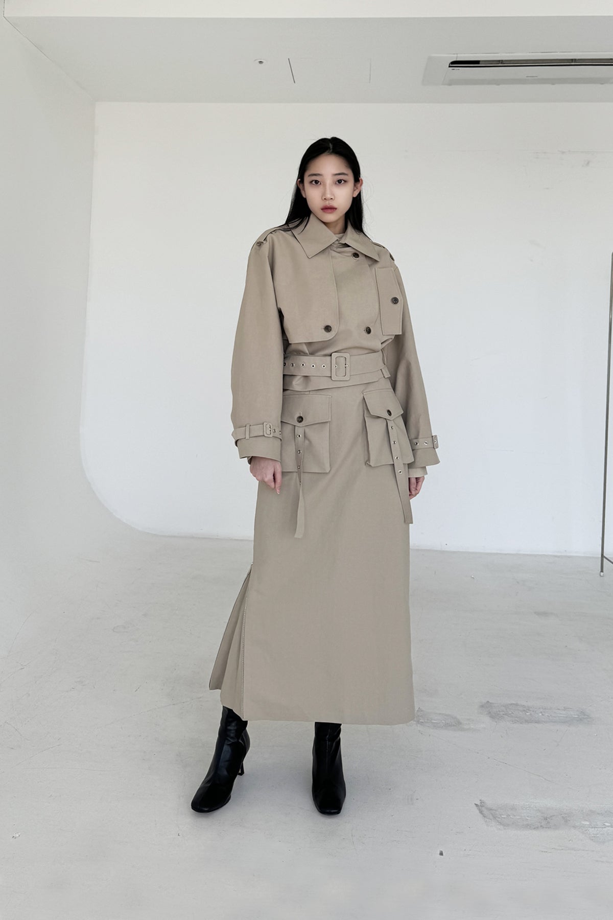 MUNJA Cropped Trench Jacket - SUENE