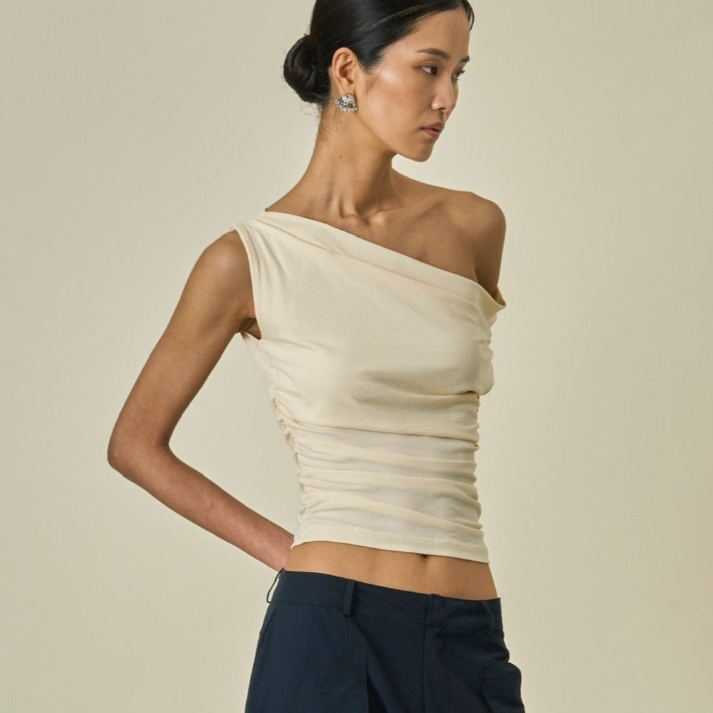 OMUT One Shoulder Top - SUENE