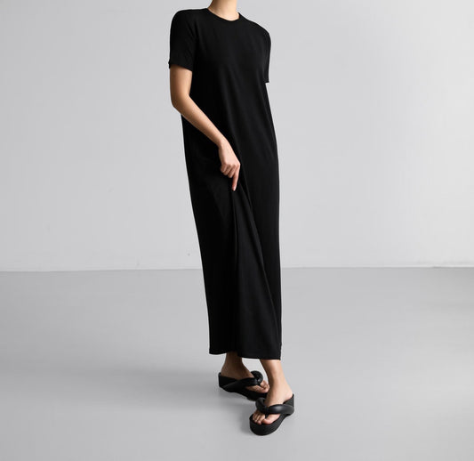 SARA Classic Black Maxi Dress - SUENE